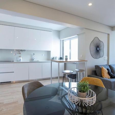 New - Luxury & Bright Apartment Lissabon Buitenkant foto